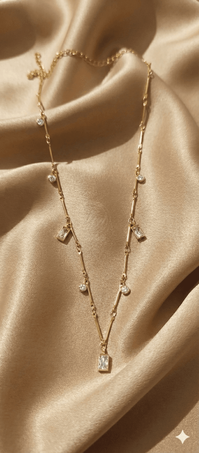 CHAIN LINK WITH CRYSTAL NECKCHAIN